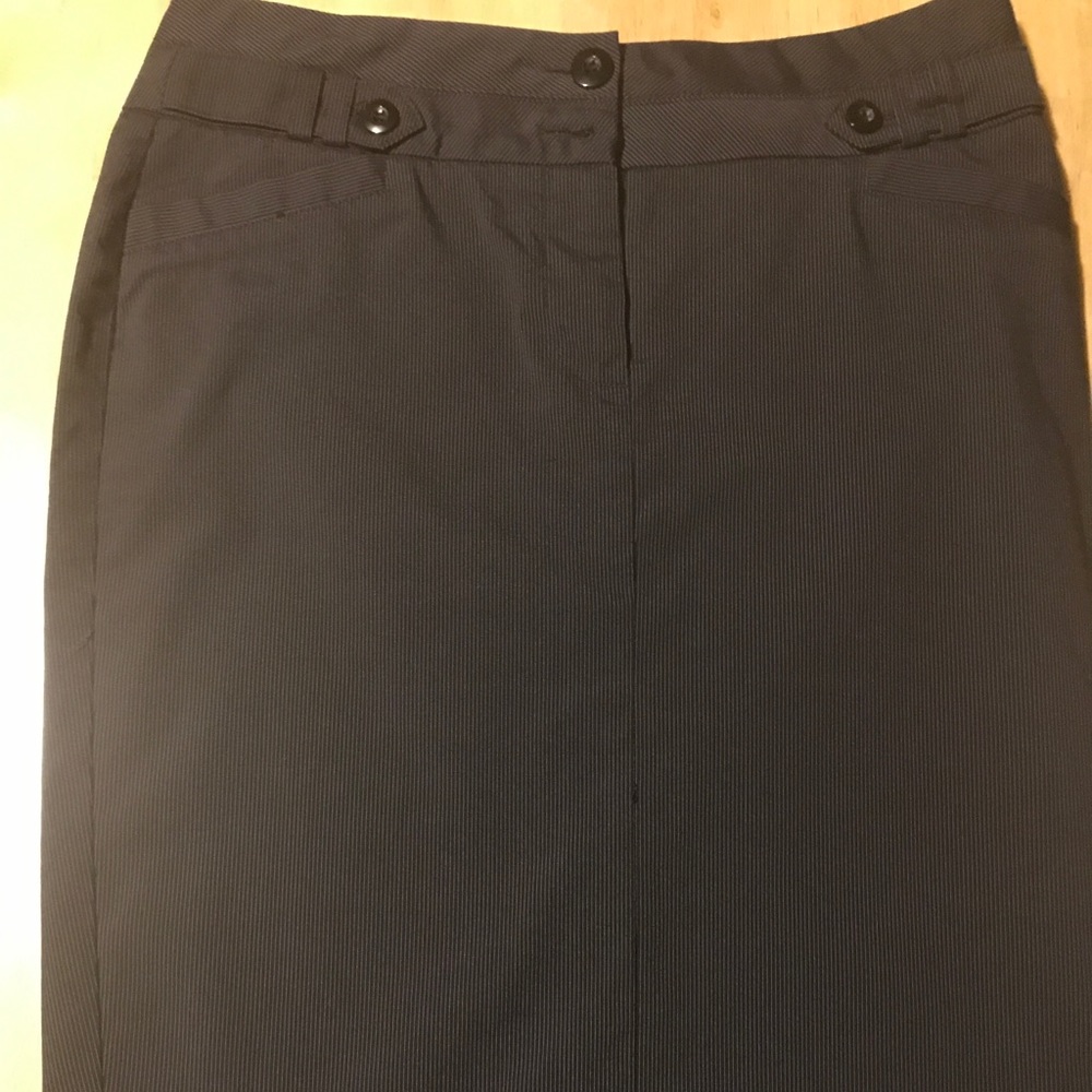Have & Have Pinstriped Skirt Size Small